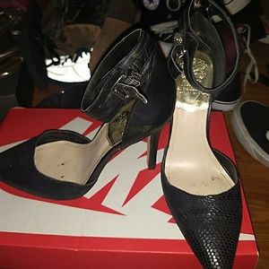 Vince camuto pumps